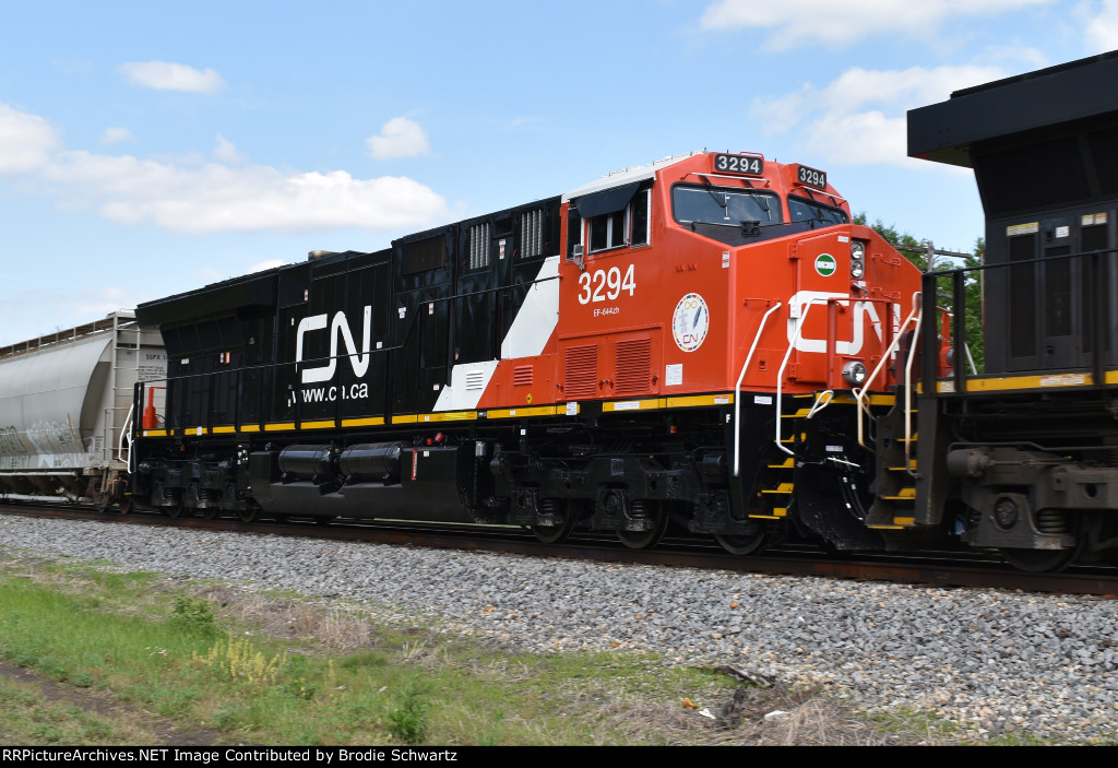 CN 3294